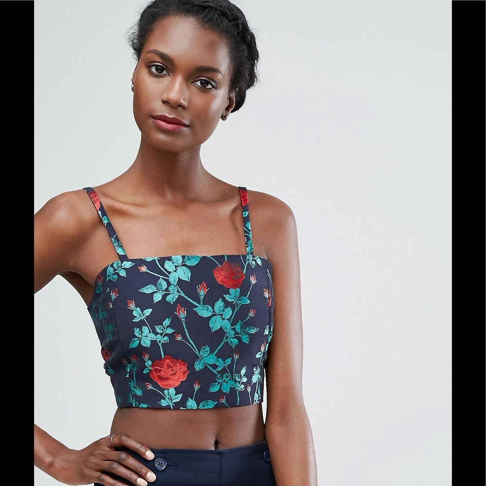 Endless Rose Jacquard Crop Top - Picture 2 of 5